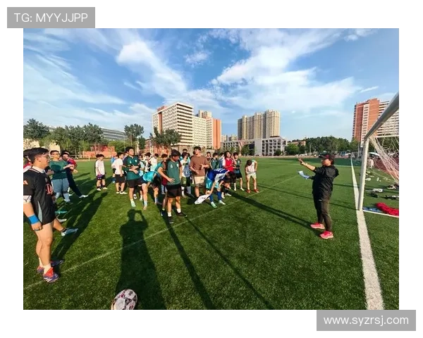 足球明星同框壁纸尽显风采让你感受绿茵场上的激情与荣耀